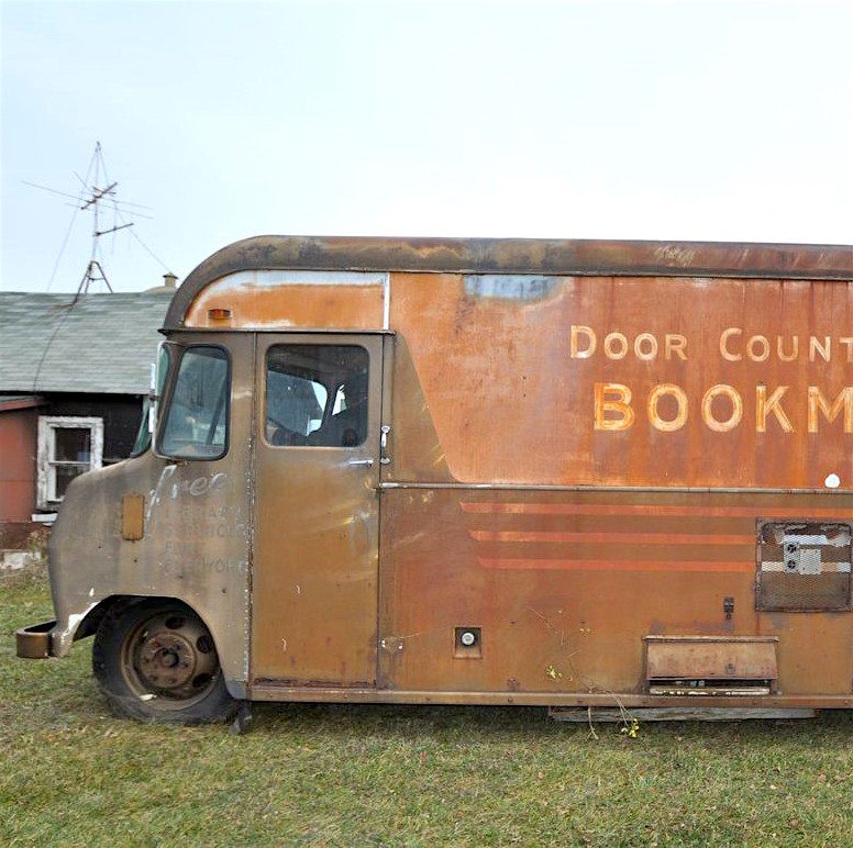 Read more about the article OBJECT HISTORY: Door County Bookmobile
