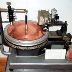 A disc cutting lathe from the 1930s