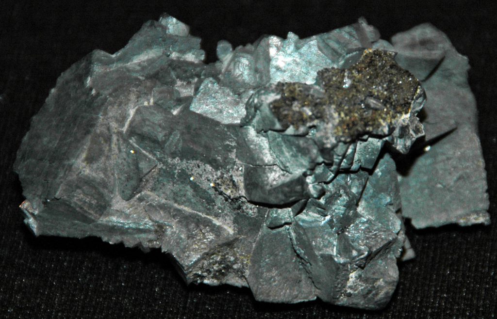 a photo of galena, a dark shiny mineral