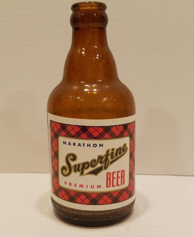 Read more about the article OBJECT HISTORY: Marathon Brewing Company “Superfine” Beer bottle