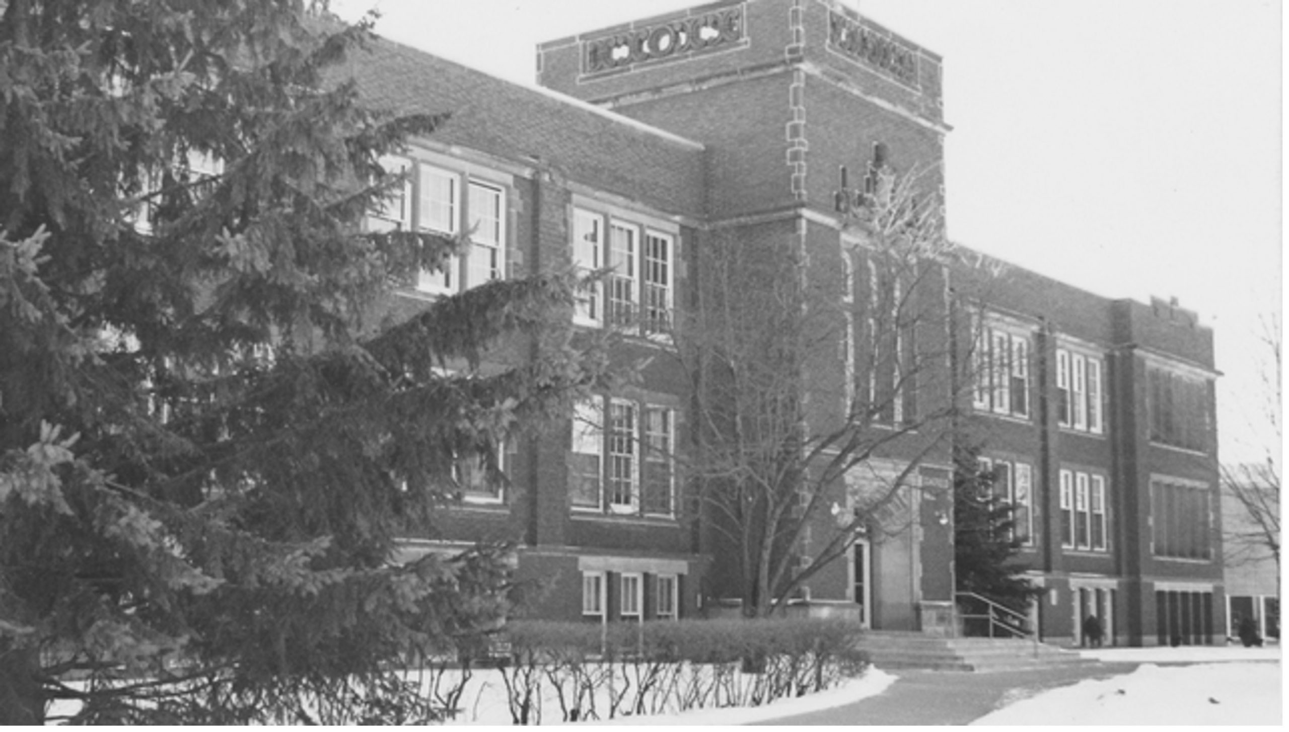 Read more about the article UW–Eau Claire History