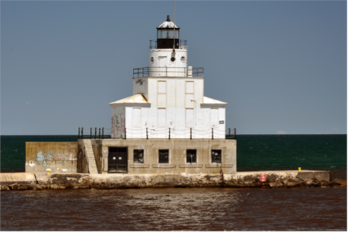 Read more about the article OBJECT HISTORY: Manitowoc Breakwater Lighthouse