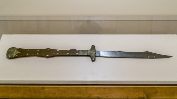 Read more about the article OBJECT HISTORY: John Fox Potter’s “Monster Knife”