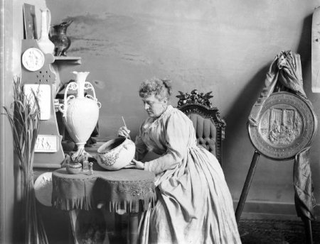 Read more about the article Women in the American Art Pottery Movement