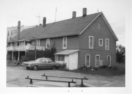 Read more about the article Early Cheese Factories in New Glarus