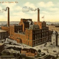 John Gund Brewing Company postcard, c. 1911, courtesy of the Wisconsin Historical Society, Image 35952.