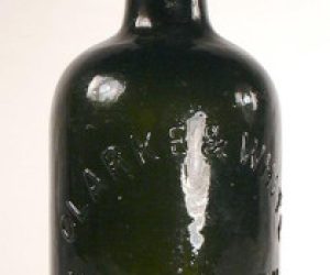 Saratoga soda bottle (Image courtesy of the Illinois Glass Company Catalog).
